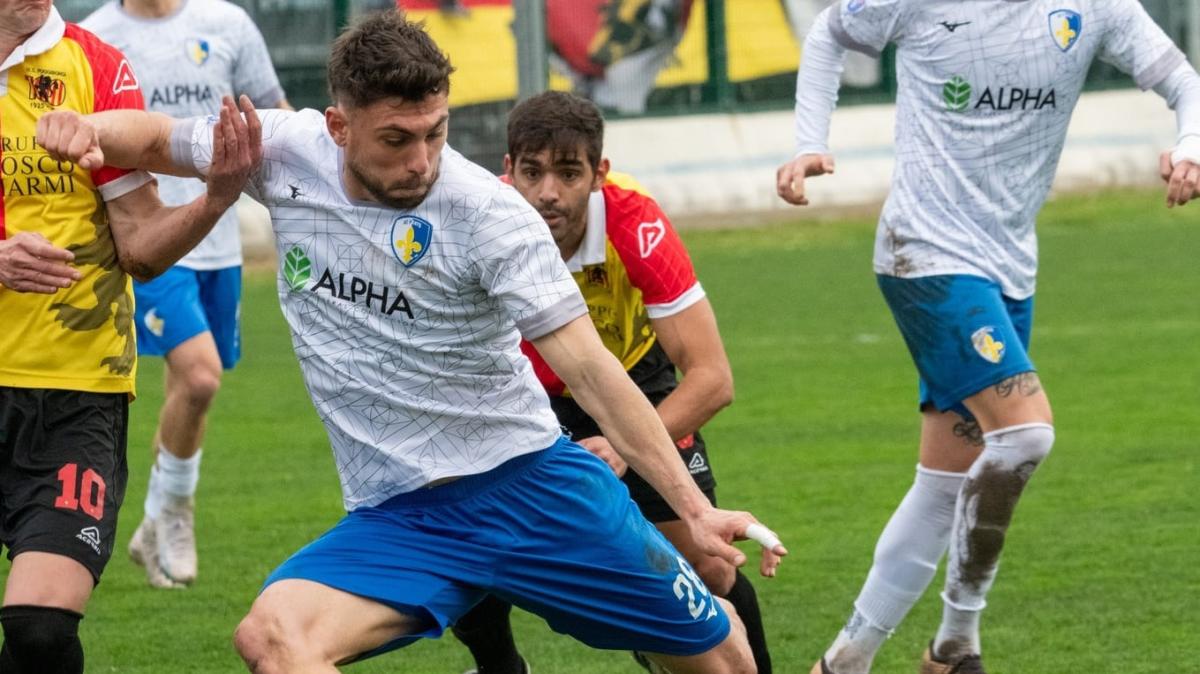 Serie D - girone E, la presentazione del 25° turno: Col Grosseto in fuga, riflettori su Seravezza-Tau. Prato, ultimo treno play-off?