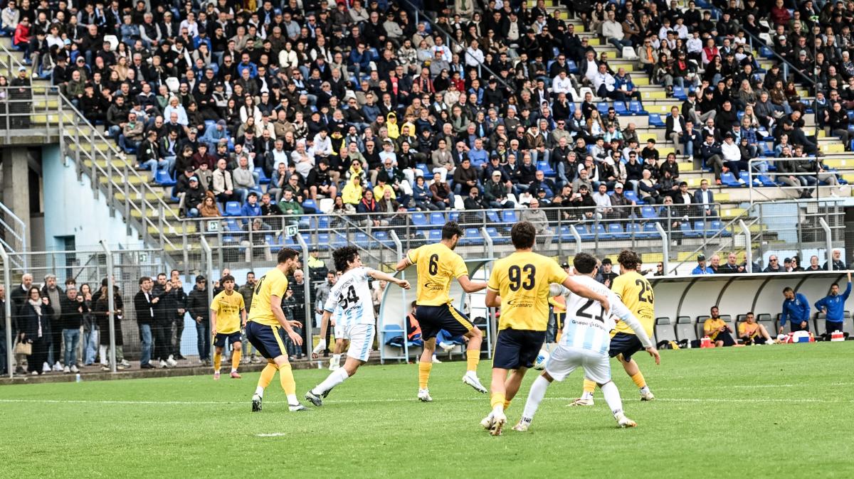 Treviso distratto dalla festa: il Conegliano ne approfitta e ribalta i campioni al Tenni