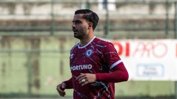 Simone Mattia va verso un altro anno con la maglia amaranto