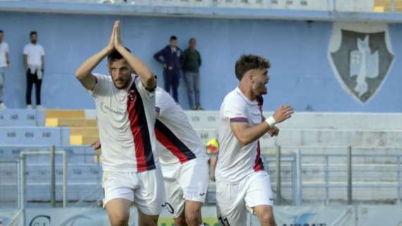Storia - I bomber del girone A di Serie D: Lo Bosco raggiunge Di Renzo a quota 92 gol