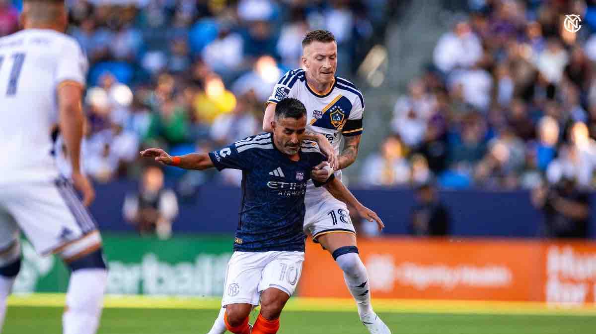 NYCFC Stuns LA Galaxy Comeback Bid Falls Just Short: Mercau’s Ice-Cold Penalty Secures Opening Point