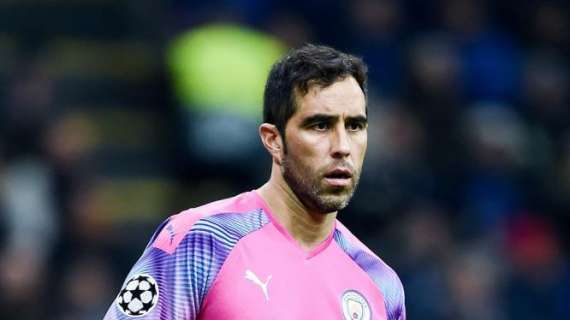 Claudio Bravo considering offer to join New York City in the summer