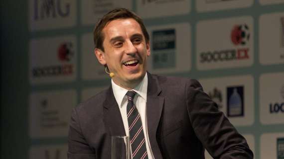 Gary Neville on Ronaldo: "Sad that one of United's greatest is about to be sacked"