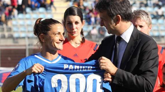 Patrizia Panico 200 presenze in Nazionale insegue Carolina Morace