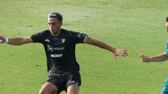 Cagliari, proseguono gli allenamenti in vista del Parma. Riposo per Zappa, out Radunovic e Pavoletti
