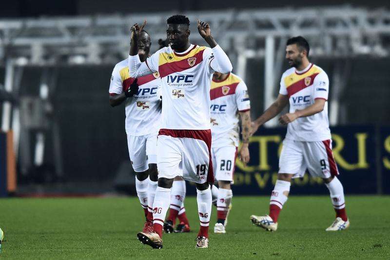 Il Bari accelera per Cissé: in questi minuti la riunione decisiva