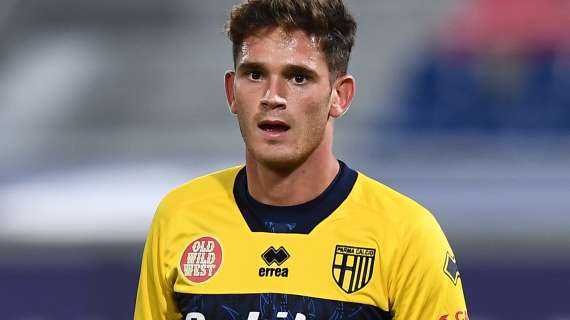 Playoff Serie B, stasera l’ex Parma Adorante guida la Juve Stabia. Esposito osservato speciale