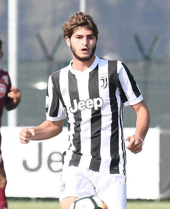 Mercato: su Portanova gli occhi sia di club di A che di B