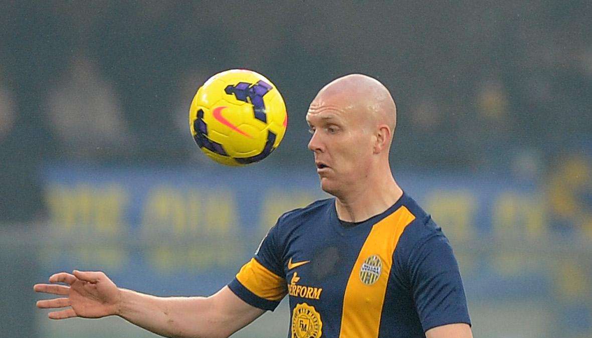 Sky - Ds Cagliari: "Hallfredsson? Non abbiamo ancora deciso se prendere un centrocampista"