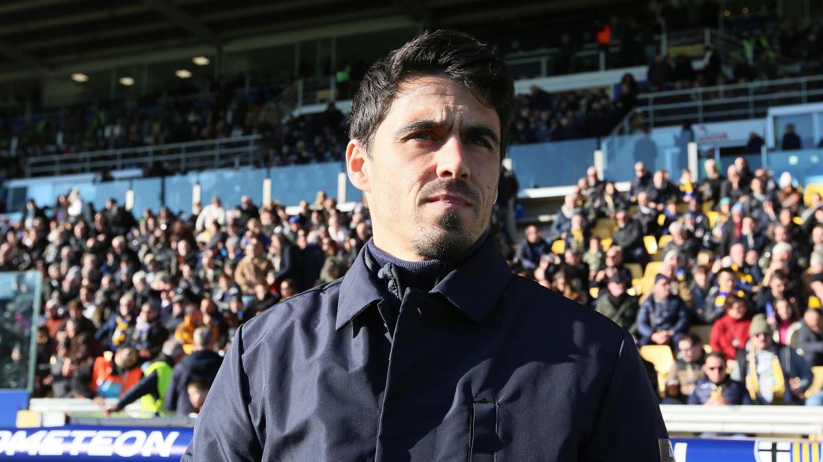 Verso Fiorentina-Parma: Cuesta con tante assenze in difesa. Si torna allo schieramento a quattro?