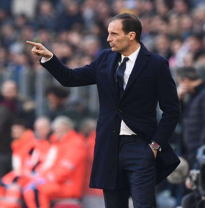 Juventus, Allegri su Spinazzola: "La soluzione migliore sarebbe tenerlo con noi, ma se troviamo un sostituto..."