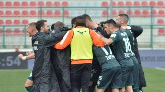 La prima semifinale playoff è Bari-Sudtirol: un gol di Casiraghi elimina la Reggina