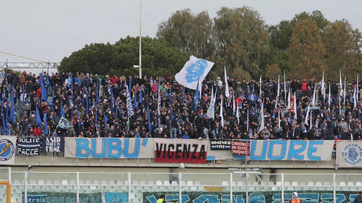 Inserimento del Napoli per Veroli: campani in prima fila insieme al Parma