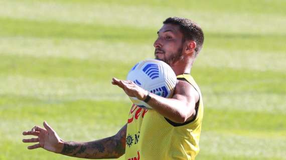 Napoli, Politano: "Dobbiamo già pensare al Parma, sarà difficile giocare in quello stadio"