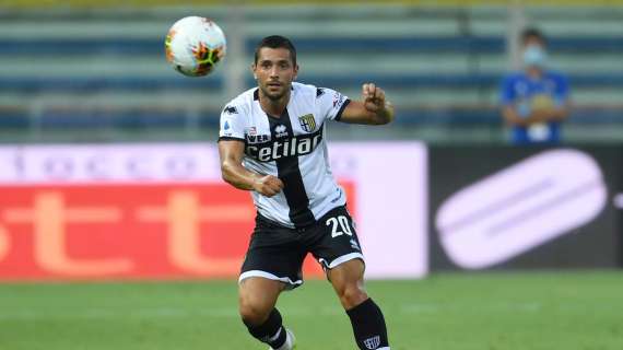 Il Parma ragiona sul futuro di Caprari: sull'attaccante anche Atalanta e Torino