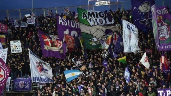 Parma-Fiorentina, tifosi viola in contestazione: solo 150 biglietti venduti per il settore ospiti