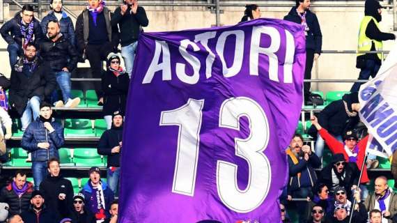 La Fiorentina potrà usare ancora la fascia di Astori: arriva l’ok della Lega