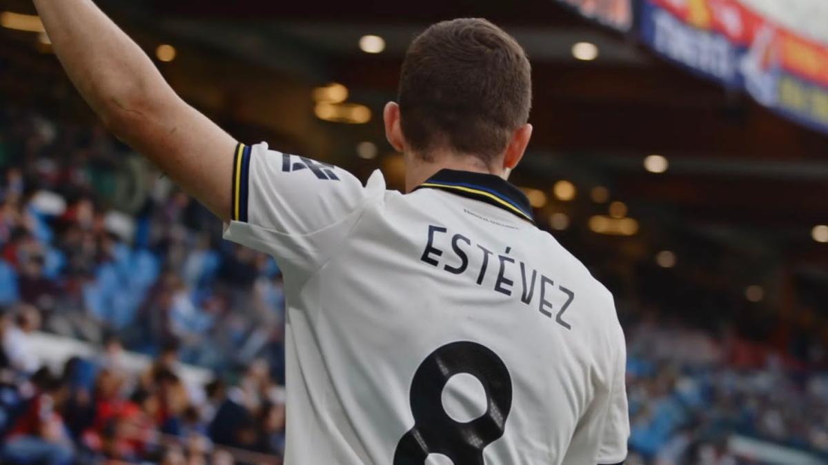 Estevez in mediana, Ondrejka confermato: le probabili formazioni di TuttoSport per Lecce-Parma