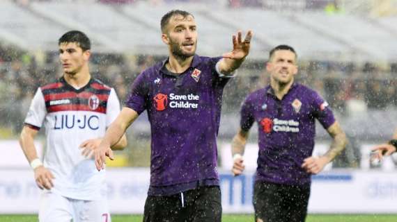 Fiorentina, Pezzella difficilmente recupererà per la sfida al Parma