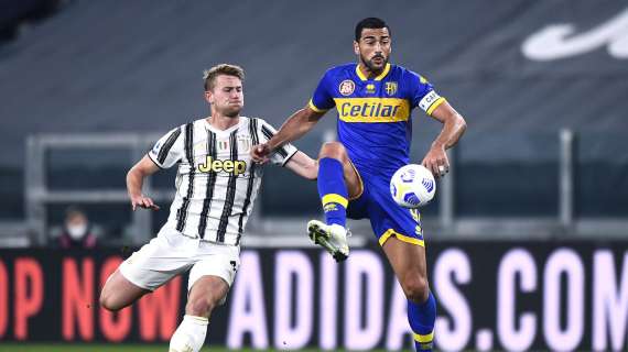 Il Parma torna in Serie B, numeri da incubo: 3 vittorie, 2 gol dai tre centravanti