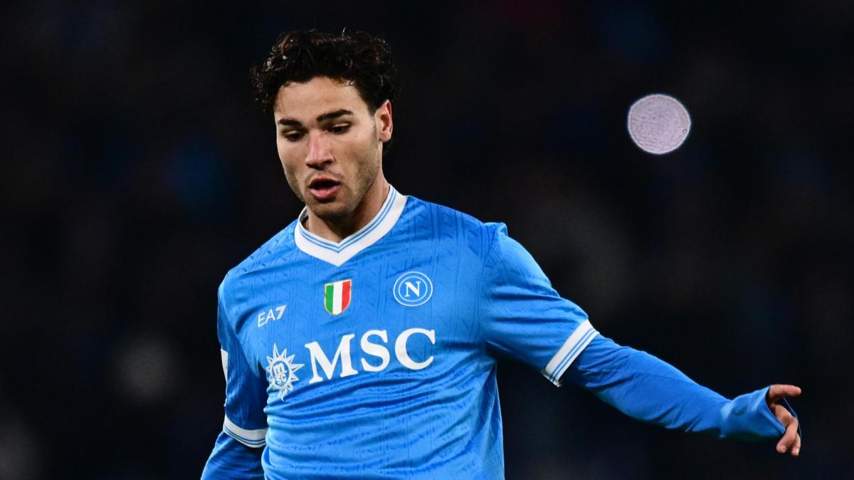 Cagliari in pole per Vergara del Napoli: sullo sfondo c'è anche il Parma