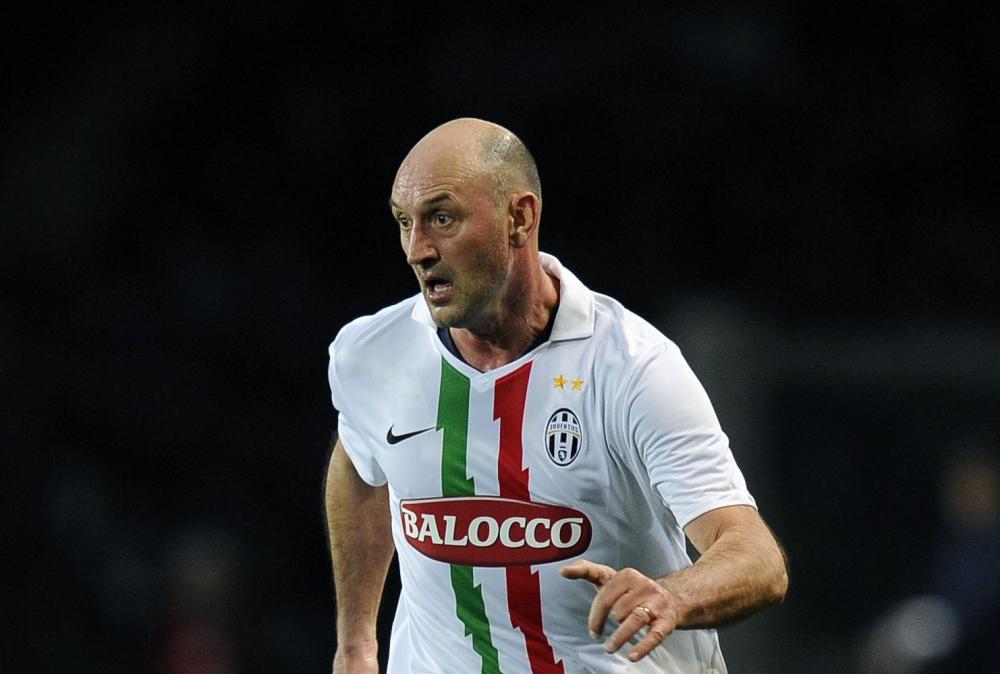 De Agostini: "Tra Parma e Genoa il Verona deve fare almeno 4 punti, la Serie A non ti aspetta"