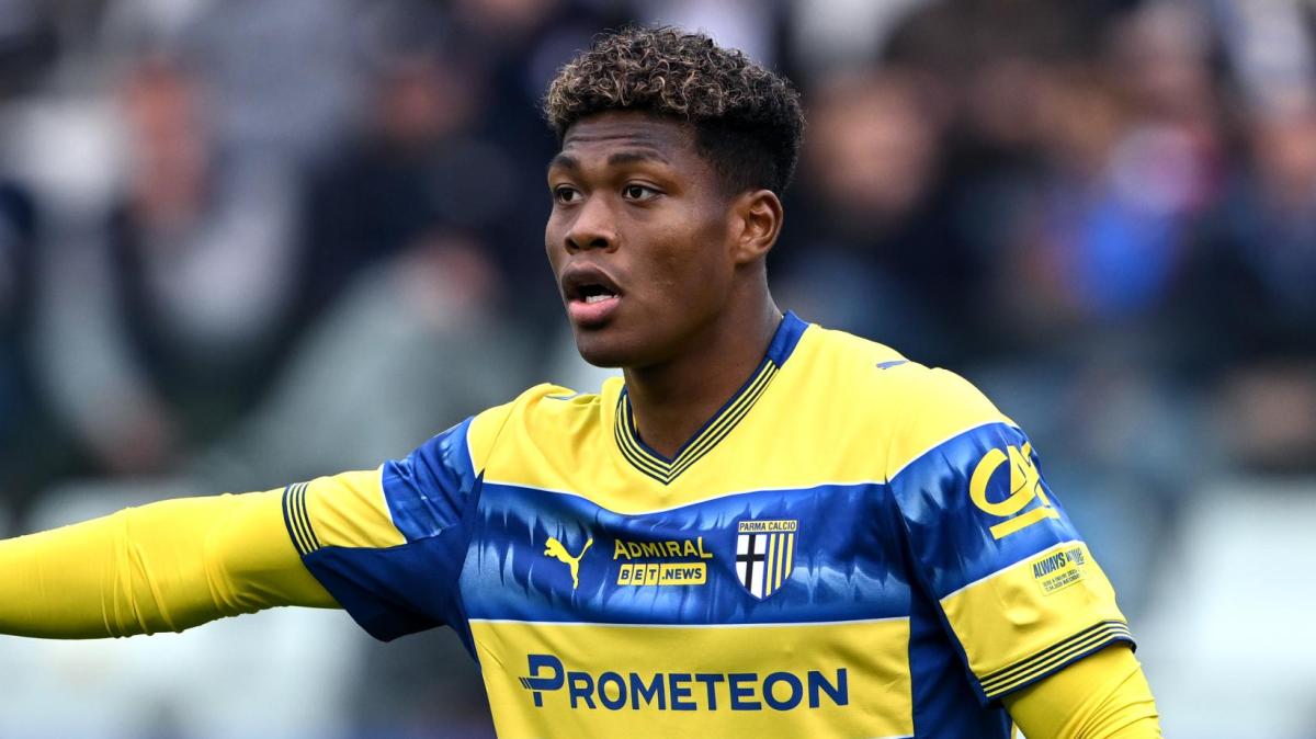 Nuovo sondaggio della Juventus per Suzuki: il giapponese sempre più considerato dai bianconeri