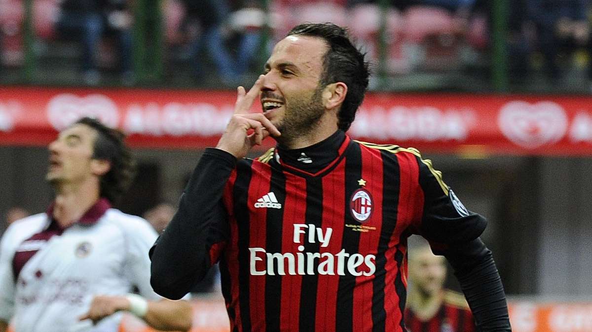 Leonardi sonda il terreno per arrivare a Pazzini