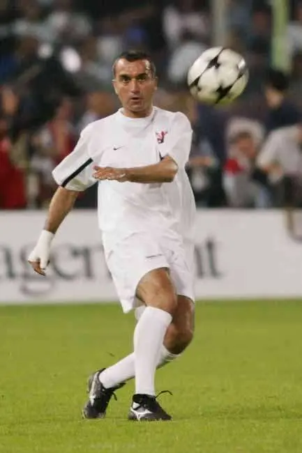 Bruno ricorda: "A Parma il mio esordio in Serie A. In quegli anni gli spogliatoi non erano oratori"