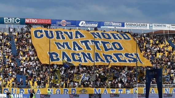Il grido dei social del Parma: "Non mollare mai!"