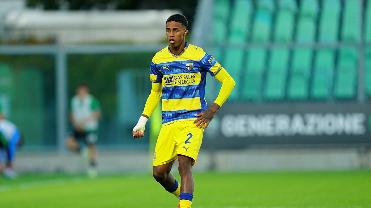 Mena sfreccia come un treno. Mengoni guida il centrocampo. Le pagelle di ParmaLive.com