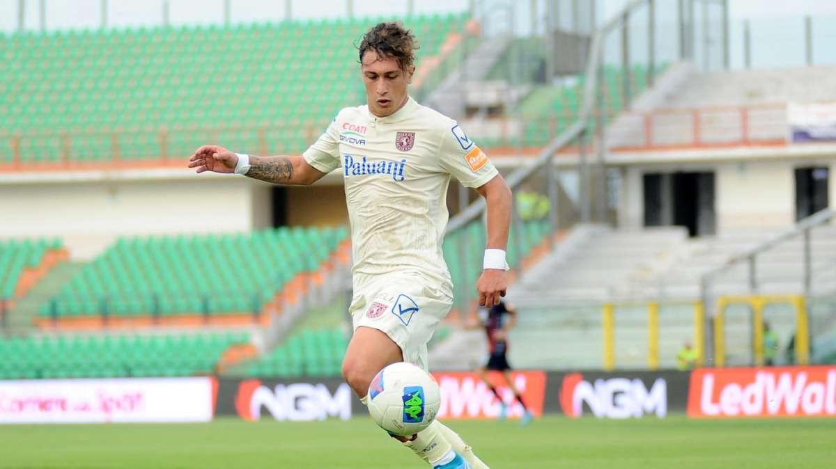 Il mercato si scalda: Salvatore Esposito della SPAL opzione per il centrocampo