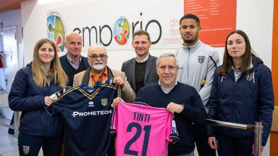 Emporio Market Solidale, il Parma dona oltre 14mila euro ricavati da maglie limited edition