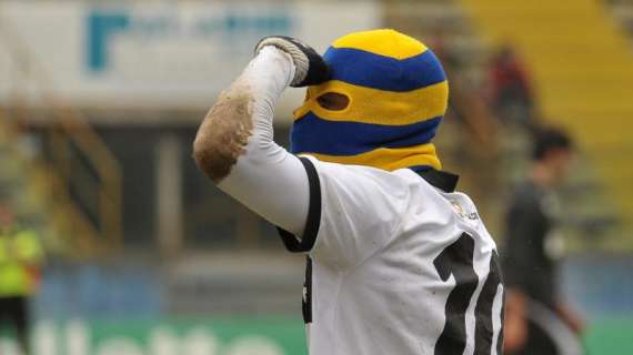 Altri casi di esultanze con una "maschera" in passato, ma l'unico a pagare è Baraye