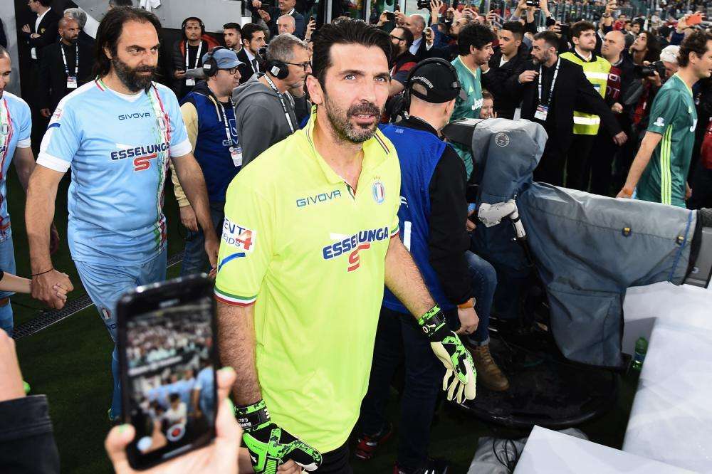 Primi giorni della prossima settimana decisivi per il futuro di Buffon: nulla è ancora deciso