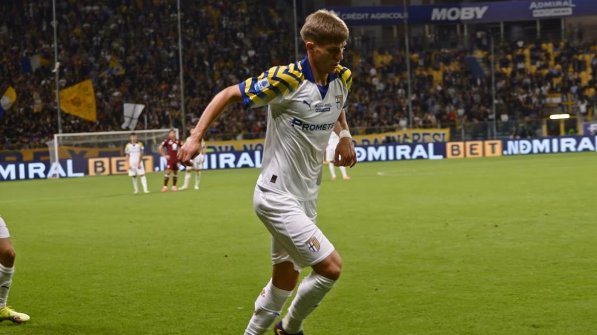 Tutta la voglia di Benedyczak: è stato il primo a prendere il pallone dopo il gol di Circati