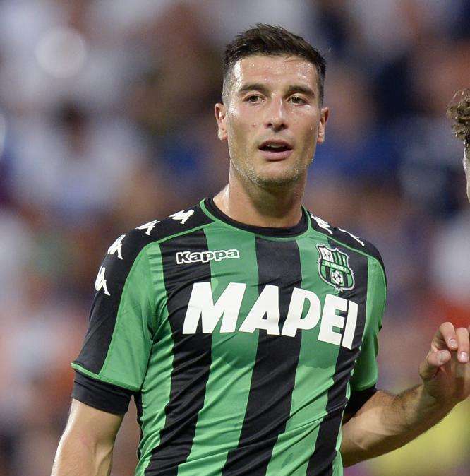 Chievo, per la difesa obiettivi simili al Parma: Peluso e Barba nel mirino