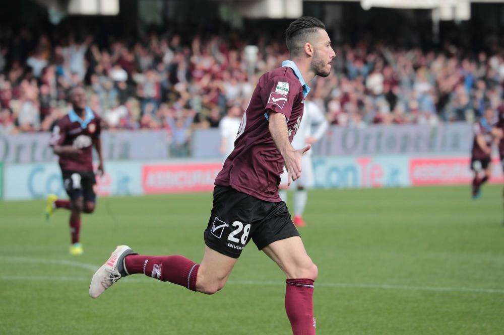 Bologna, dalla Lazio gli stessi obiettivi del Parma: Sprocati e Di Gennaro