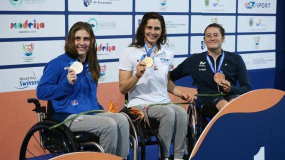 La parmigiana Giulia Ghiretti oro mondiale nei 100 metri rana: anche il Parma si complimenta