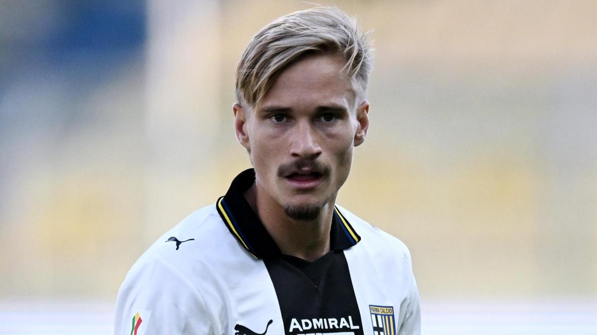 Anche Almqvist ha mercato: su di lui c’è il Palermo. Dipenderà anche da Strefezza