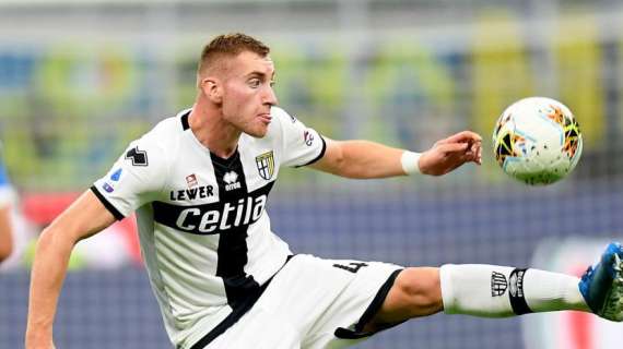 Kulusevski sarà ancora crociato: niente Inter a gennaio, resta a Parma