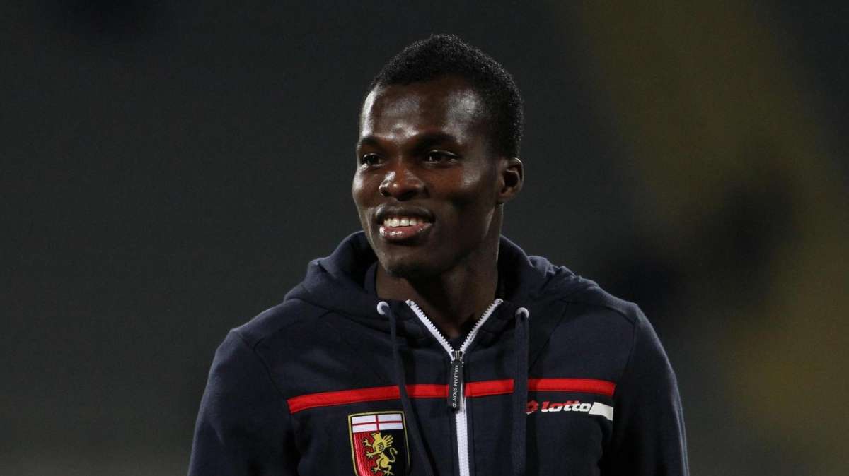 Genoa, tante pretendenti per Cofie