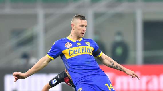Il Torino per Kurtic offre Nkoulou, mentre il Parma chiede Verdi: parti distanti