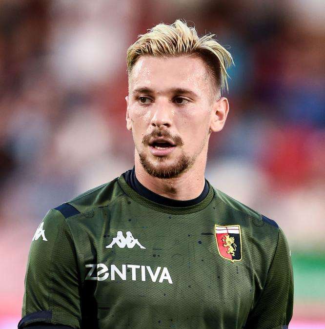 Mercato: quasi fatta per Radu, si cerca l'intesa con l'Inter