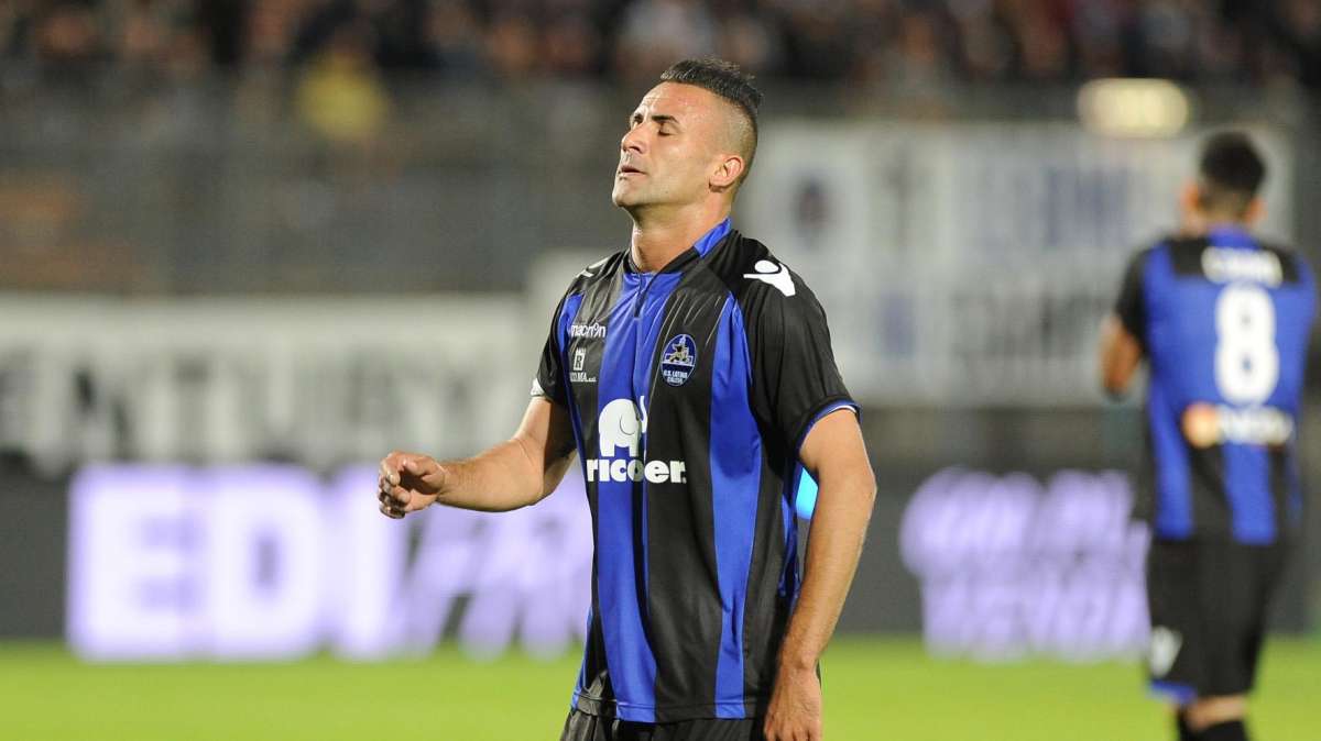 Galli: "Impossibile che Ghezzal vada alla Salernitana. Coda resta a Parma"