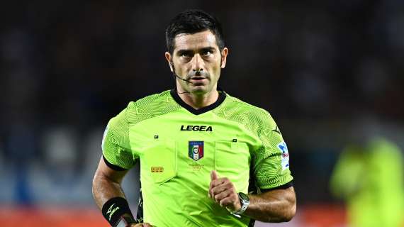 L'arbitro Maresca: "VAR ormai imprescindibile. E presto i tifosi ascolteranno i colloqui in campo"