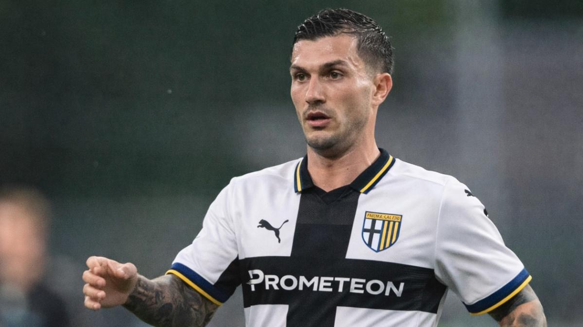 Verso Bologna-Parma: Cuesta conferma la difesa a quattro. Strefezza più di una tentazione