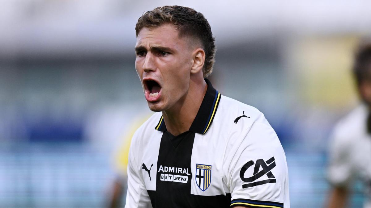 Serie A, il Parma rimonta al Via del Mare e lascia indietro il Lecce