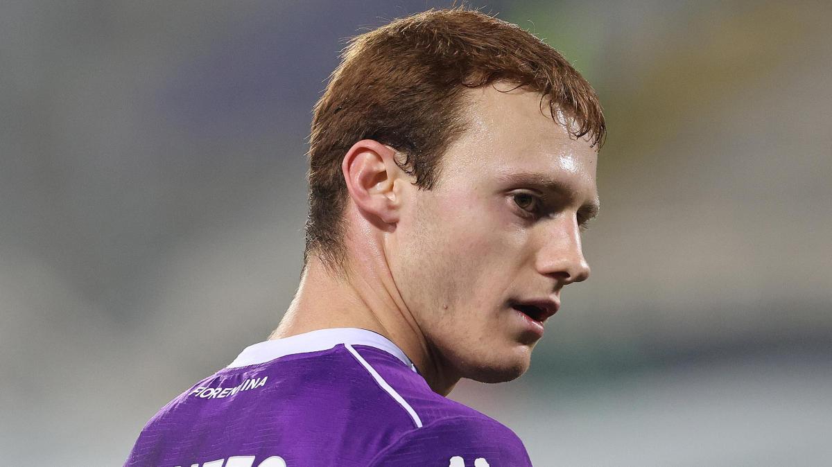 Fiorentina, dodici punti di sutura in testa per Comuzzo. Non rischia per Parma