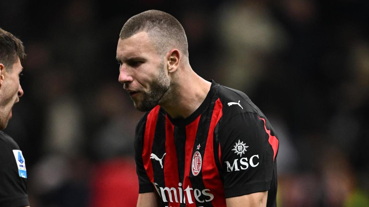 Serie A, il Milan batte la Roma e completa l'aggancio in classifica